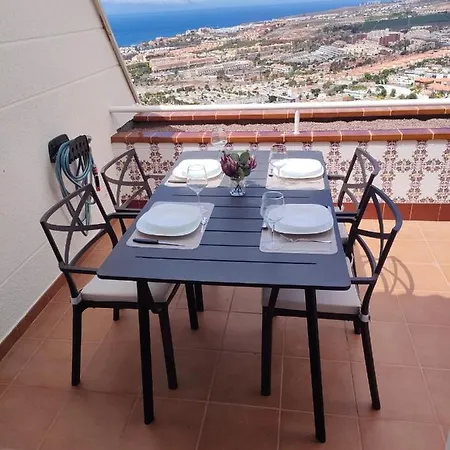 Beautiful Sunset View Apartment