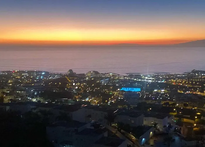 Beautiful Sunset View 아데제